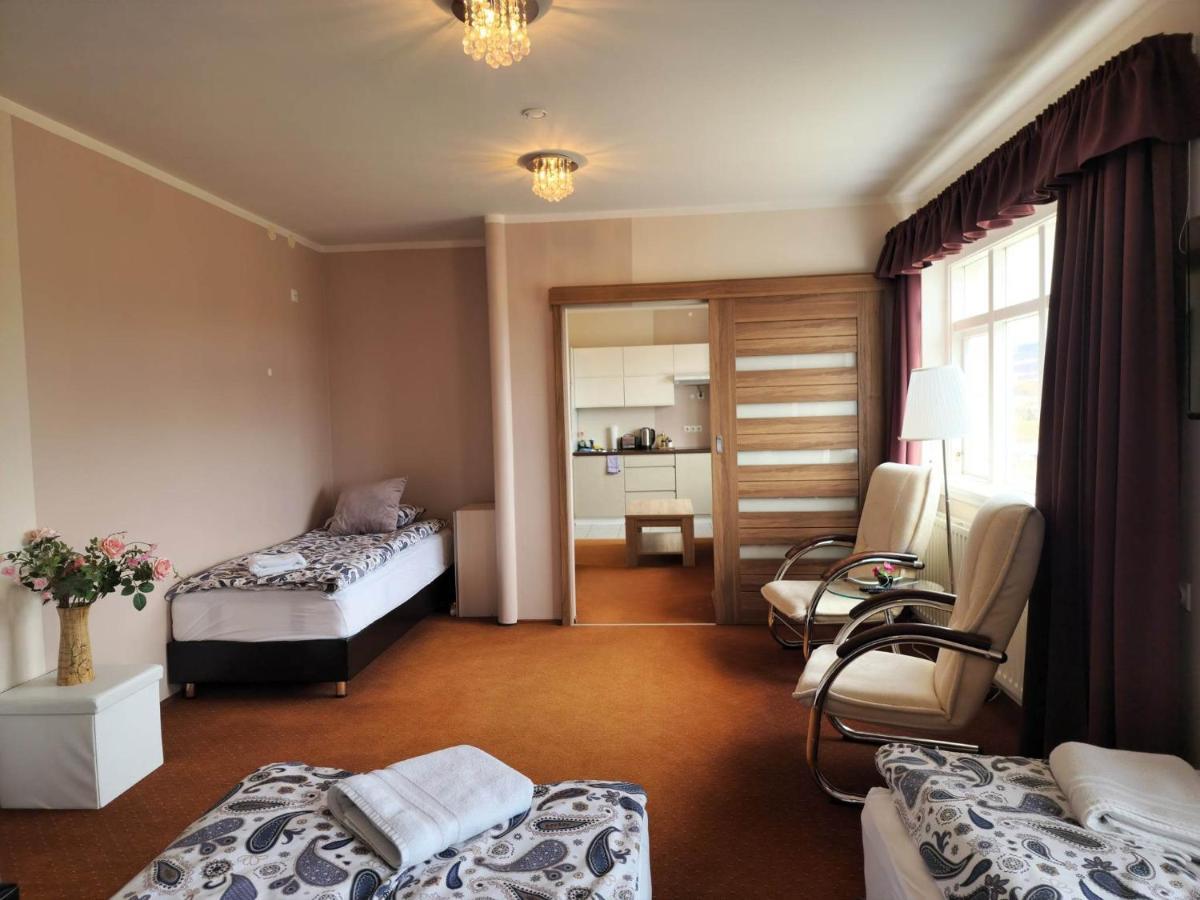 Kiljan Apartments & Rooms Blonduos Ngoại thất bức ảnh