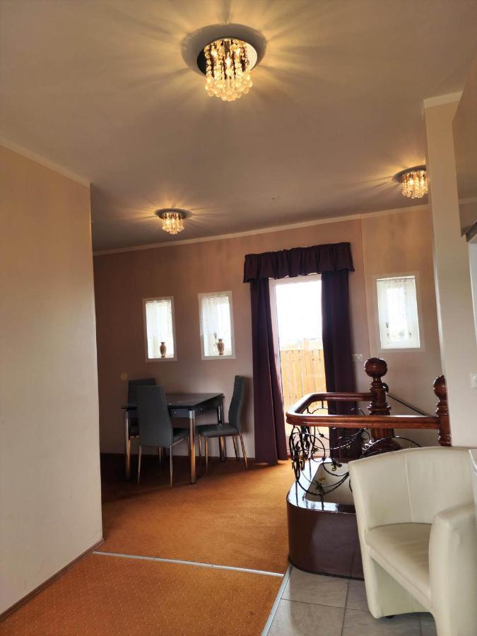 Kiljan Apartments & Rooms Blonduos Ngoại thất bức ảnh