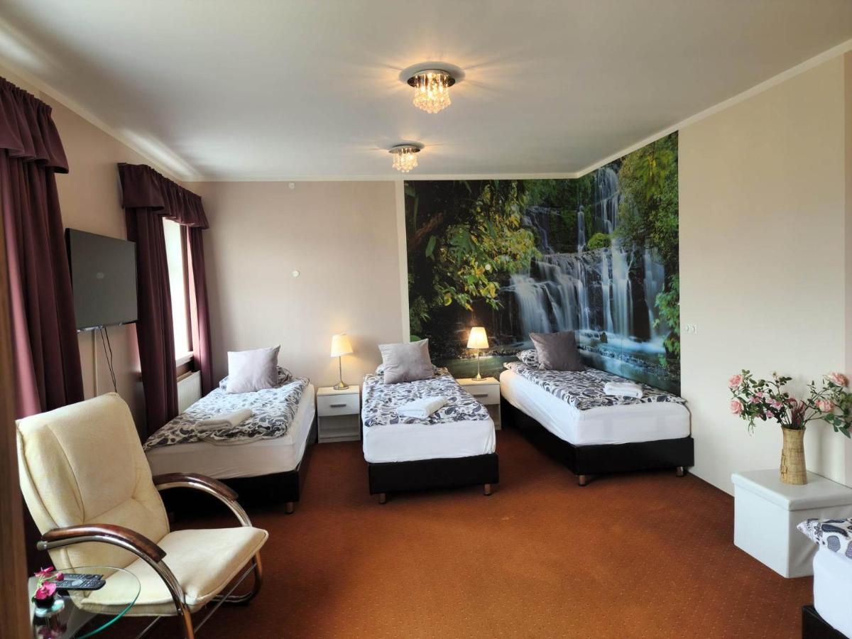Kiljan Apartments & Rooms Blonduos Ngoại thất bức ảnh