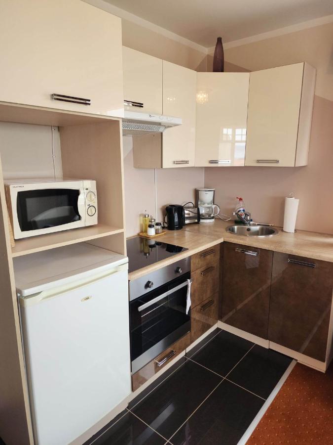 Kiljan Apartments & Rooms Blonduos Ngoại thất bức ảnh