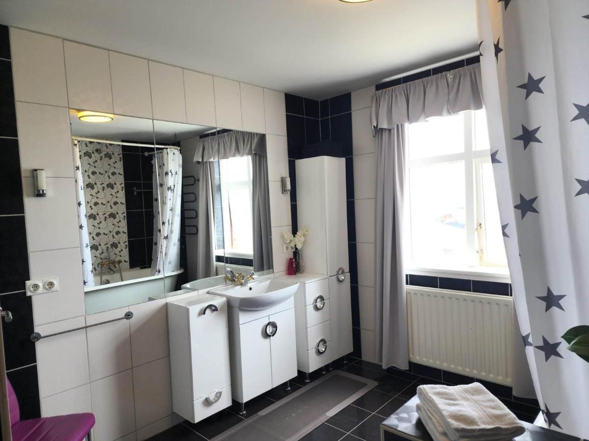 Kiljan Apartments & Rooms Blonduos Ngoại thất bức ảnh