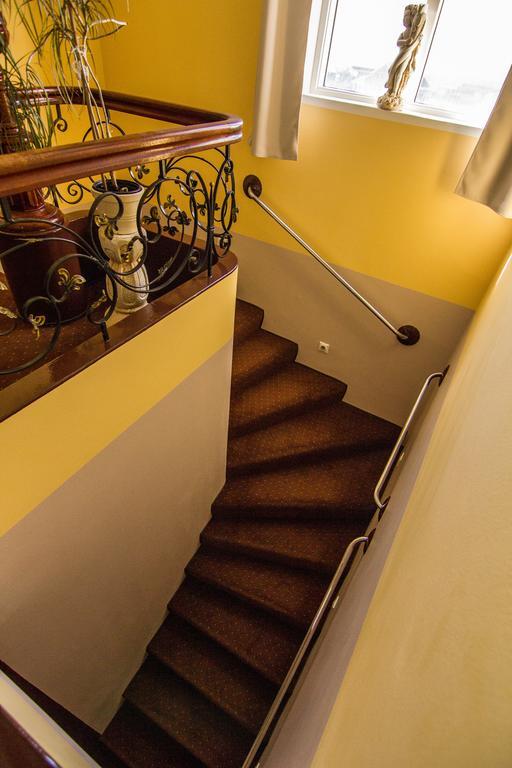 Kiljan Apartments & Rooms Blonduos Ngoại thất bức ảnh